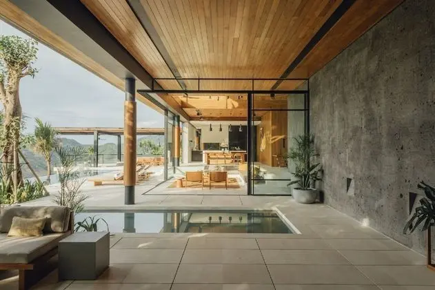 Luxury Villa, 4 Bedrooms, Private Pool, Ocean View (House of Herring)