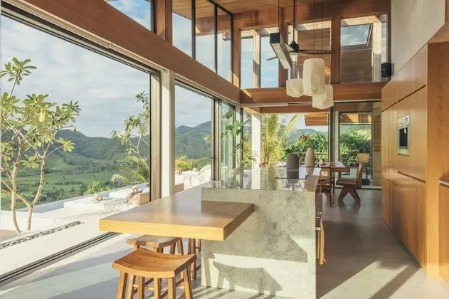Luxury Villa, 4 Bedrooms, Private Pool, Ocean View (Villa Kami)