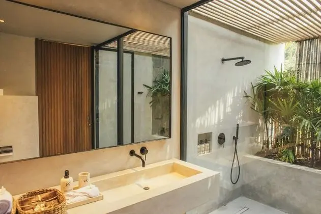 Luxury Villa, 4 Bedrooms, Private Pool, Ocean View (Villa Kami)