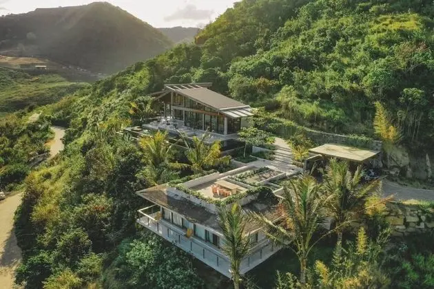 Luxury Villa, 4 Bedrooms, Private Pool, Ocean View (Villa Kami)