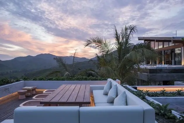 Luxury Villa, 4 Bedrooms, Private Pool, Ocean View (Villa Kami)
