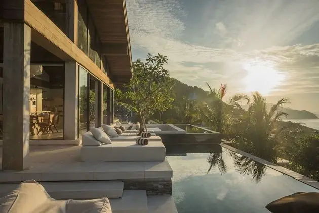 Luxury Villa, 4 Bedrooms, Private Pool, Ocean View (Villa Kami)