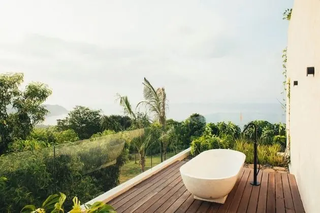 Luxury Villa, 4 Bedrooms, Private Pool, Ocean View (Villa Solah)