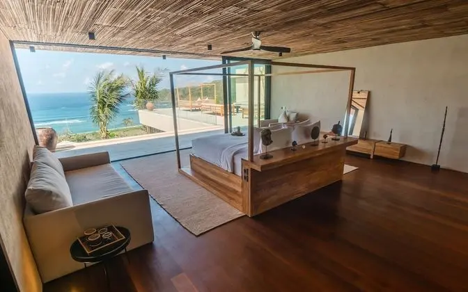 Luxury Villa, 4 Bedrooms, Private Pool, Ocean View (Villa Solah)
