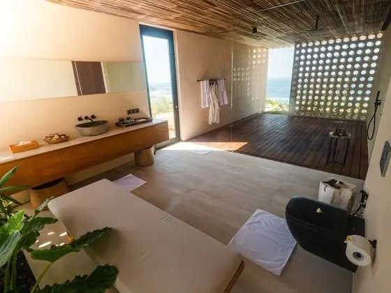 Luxury Villa, 4 Bedrooms, Private Pool, Ocean View (Villa Solah)