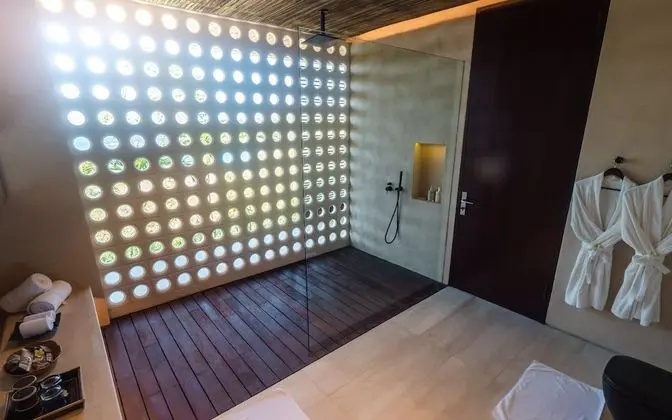 Luxury Villa, 4 Bedrooms, Private Pool, Ocean View (Villa Solah)