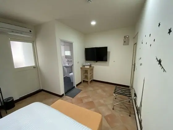 Basic Tek Büyük Yataklı Oda, 1 Çift Kişilik Yatak, Sigara İçilmez, Şehir Manzaralı