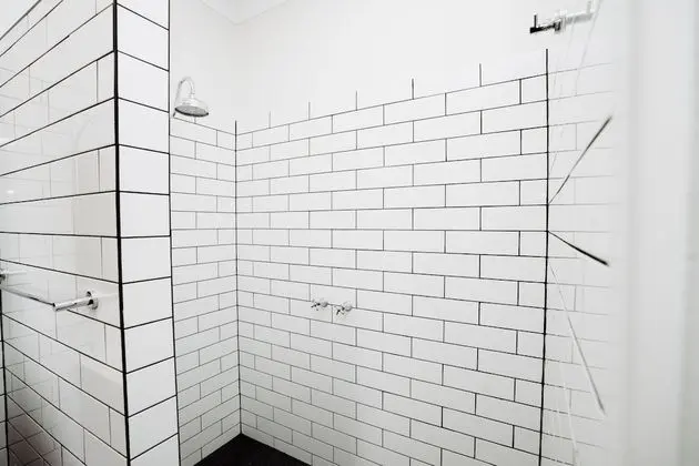 Tek Kişilik Oda, 1 Yatak Odası, Ortak Banyo