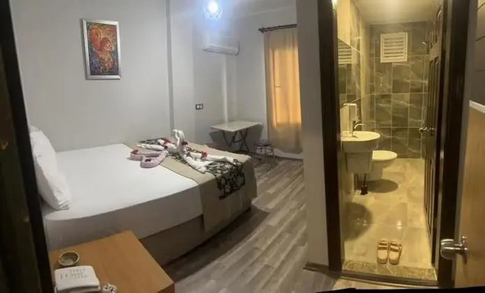 Standart Çift Kişilik Bahçe Manzaralı Oda