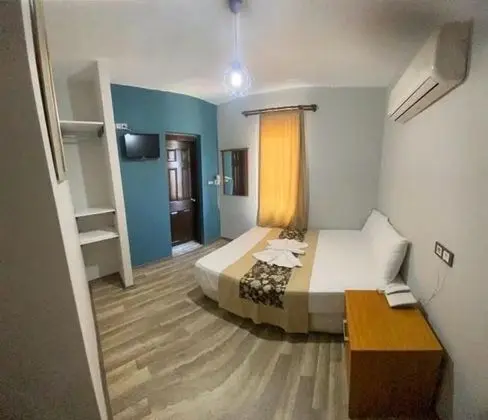 Standart Tek Kişilik Bahçe Manzaralı Oda