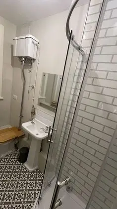 Apart Daire, Banyolu/Duşlu, Bahçe Manzaralı (The Garden Apartment)