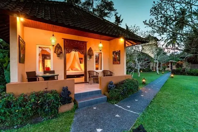 Luxury Villa