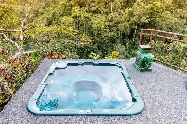 Mads Lange - Villa with Private Pool
