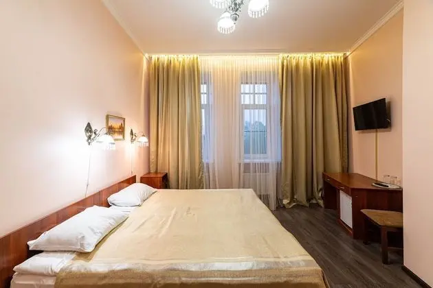 Comfort Tek Büyük veya İki Ayrı Yataklı Oda