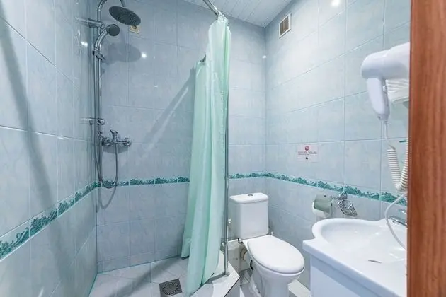 Comfort Tek Büyük veya İki Ayrı Yataklı Oda
