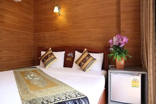 Exclusive Deluxe Room with Balcony