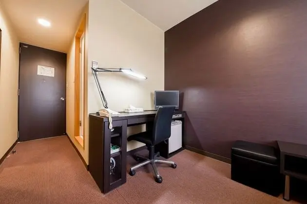 Tek Büyük Yataklı Oda, Sigara İçilmez