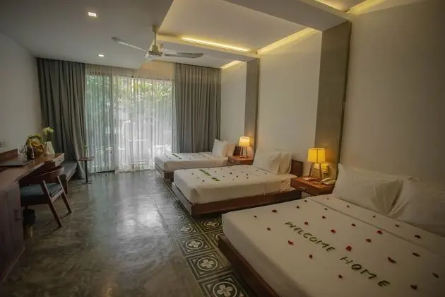 Family Oda, Havuz Manzaralı (Cabana - Free Pick up)
