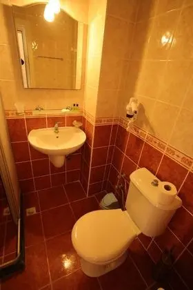 Standard Tek Büyük veya İki Ayrı Yataklı Oda
