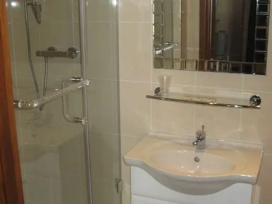 Standard Tek Kişilik Oda, Banyolu/Duşlu