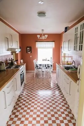 Dört Kişilik Oda, Ortak Banyo (Bunk beds)