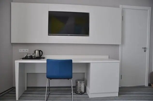 Standard Tek Büyük veya İki Ayrı Yataklı Oda, Deniz Manzaralı