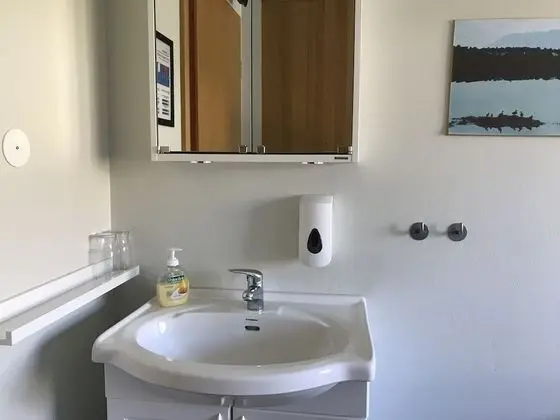 Tek Büyük veya İki Ayrı Yataklı Oda, Ortak Banyo