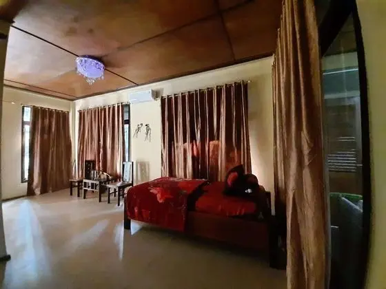 Panoramic Tek Büyük Yataklı Oda