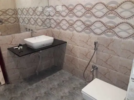 Luxury Tek Büyük Yataklı Oda
