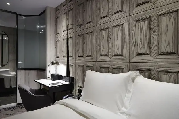 Standard Tek Büyük Yataklı Oda, 1 Çift Kişilik Yatak (Charm Room)