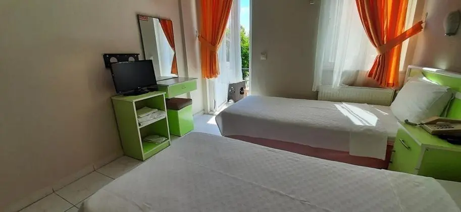 Standart Oda, Bahçe Manzaralı, Balkonlu