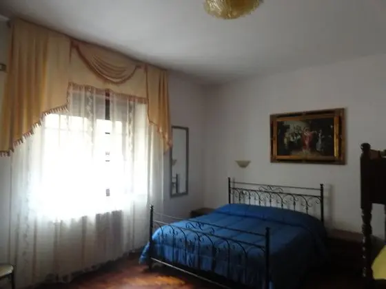 Classic Tek Büyük Yataklı Oda