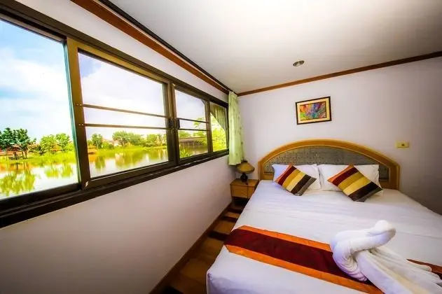 Studio with Lake View