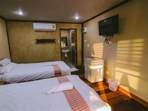 Twin Room with Lake View