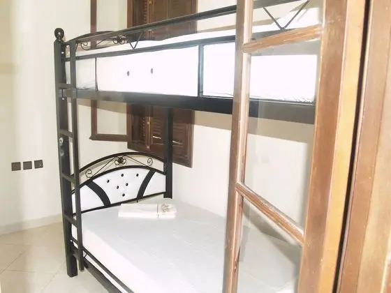 Dört Kişilik Oda, Ortak Banyo