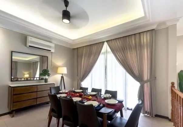 Villa, 5 Yatak Odası (Istana Villa)
