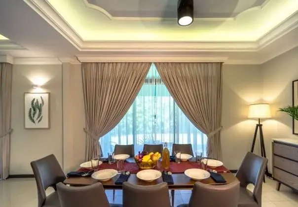 Mahligai Villa, 4-Bedroom (1 King & 6 Single Beds)