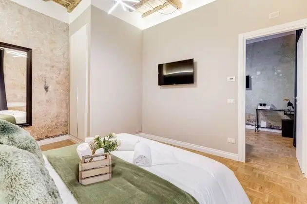 Classic Tek Büyük Yataklı Oda