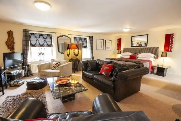 Deluxe Süit, Banyolu/Duşlu (The Suite)