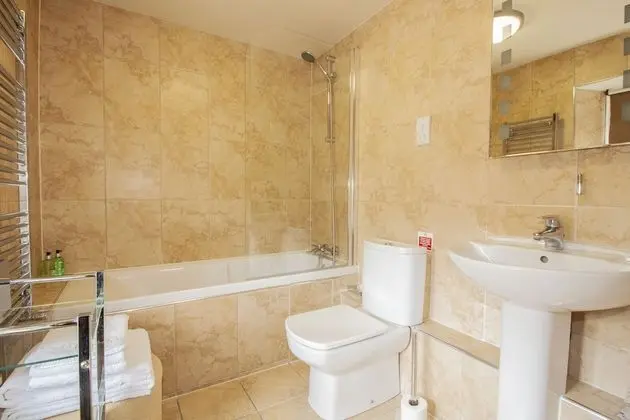 Deluxe Tek Büyük Yataklı Oda, Banyolu/Duşlu (The Gold Room)