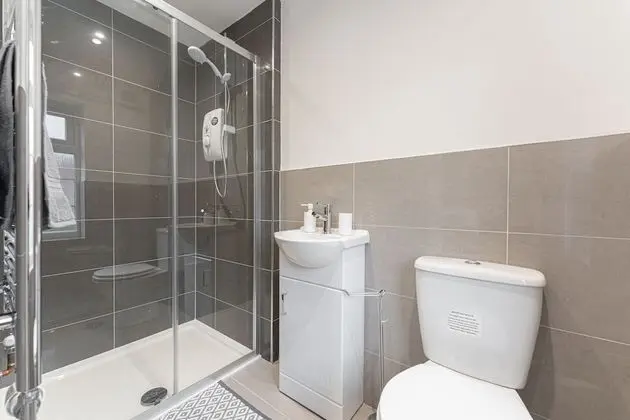 Deluxe Ev, Özel Banyo