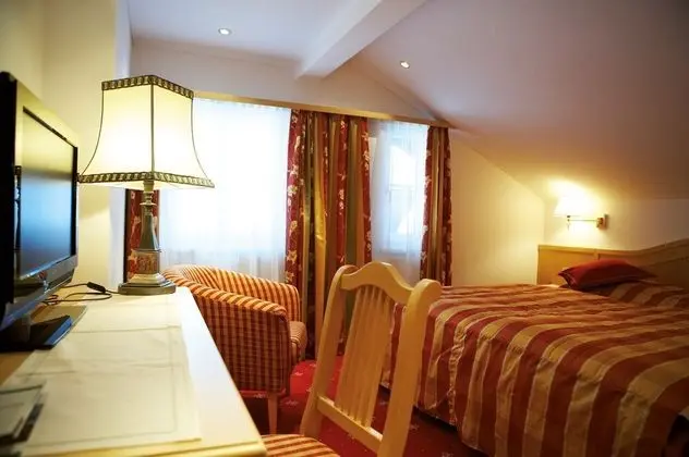 Comfort Tek Büyük Yataklı Oda