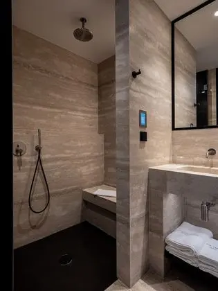 Deluxe Tek Büyük veya İki Ayrı Yataklı Oda, Balkon, Deniz Manzaralı