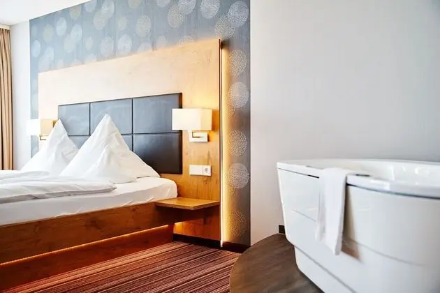 Honeymoon Tek Büyük Yataklı Oda, Sigara İçilmez, Sıcak Su Küveti