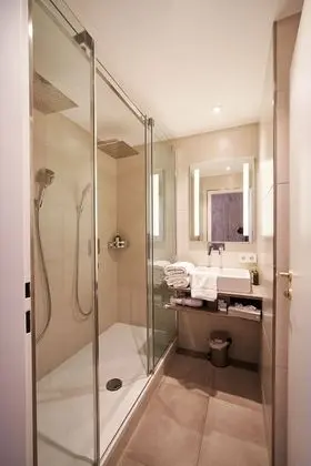 Honeymoon Tek Büyük Yataklı Oda, Sigara İçilmez, Sıcak Su Küveti