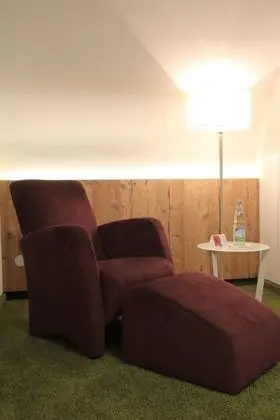 Tek Büyük Yataklı Oda, Sigara İçilmez