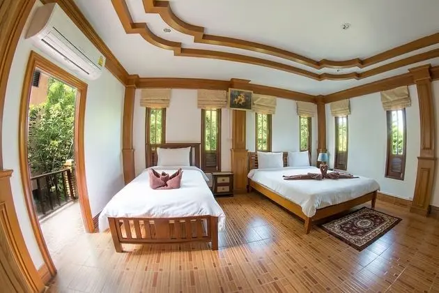 Family Garden Villa