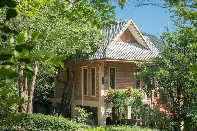 Family Garden Villa