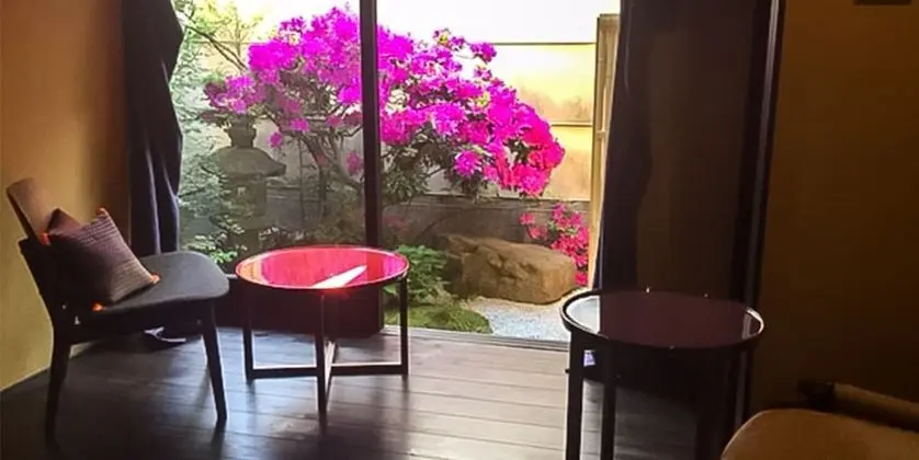İki Ayrı Yataklı Oda, Bahçe Manzaralı