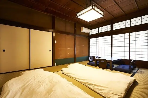 Traditional Ev (Private Vacation Home)